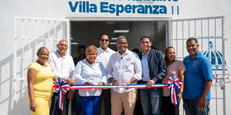 Propeep entrega centro comunitario en Villa Esperanza II en SDN, con una inversión de RD$3.7 millones
