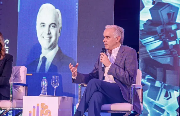 Luis Miguel De Camps destaca transformación digital y formación docente para integrar la inteligencia artificial a la educación