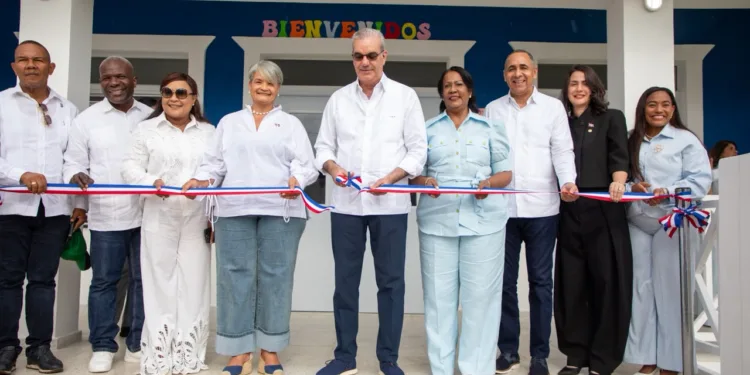 Presidente Abinader inaugura centro para la primera infancia en San Pedro de Macorís que beneficiará a 250 infantes; suman nueve en la provincia